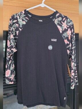 Vans Black Tee with Pink & Green Floral Raglan Sleeves NWT Size Large